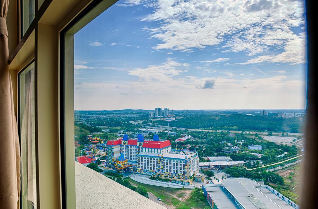 Holi Afiniti Themed Suites Нусаяя Екстер'єр фото